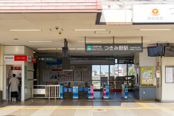 5800b2f8-s