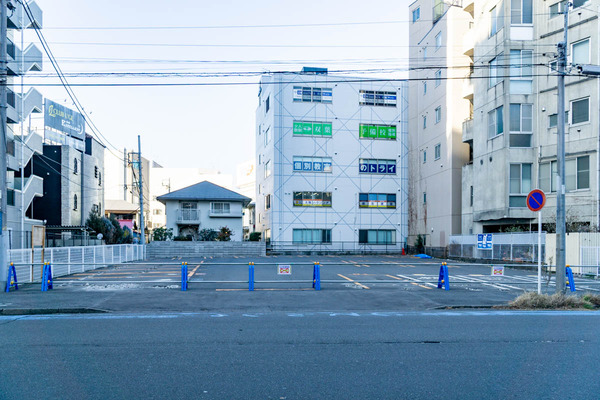 第一ホテル前駐車場-26021910