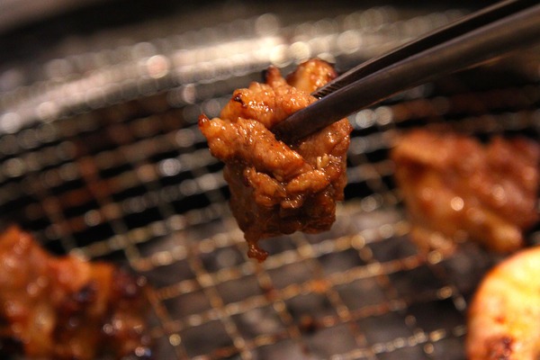 ④幸せの柔らかカルビ【焼き】