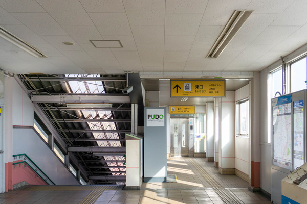 桜ヶ丘駅-2203056