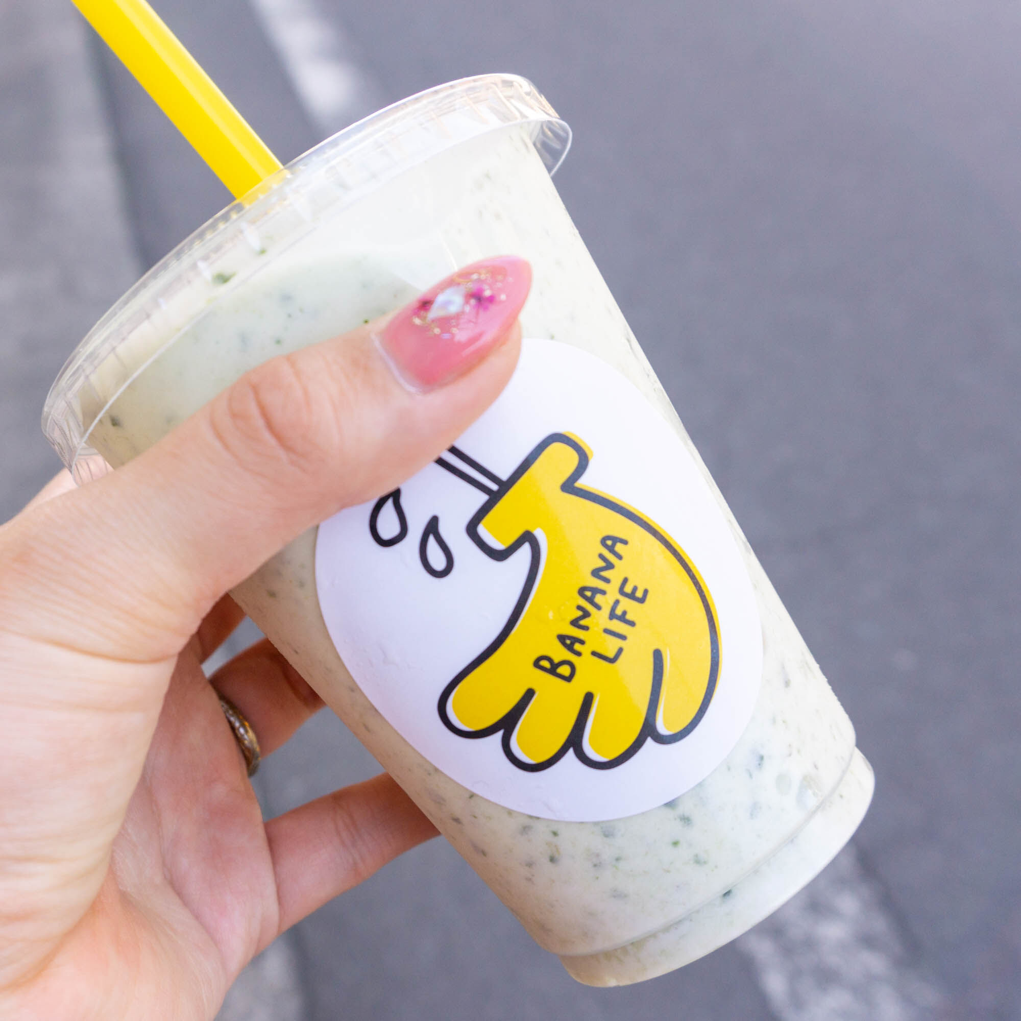 BANANA LIFE」の『バナナジュース(ケールトッピング)』（大和市西鶴間