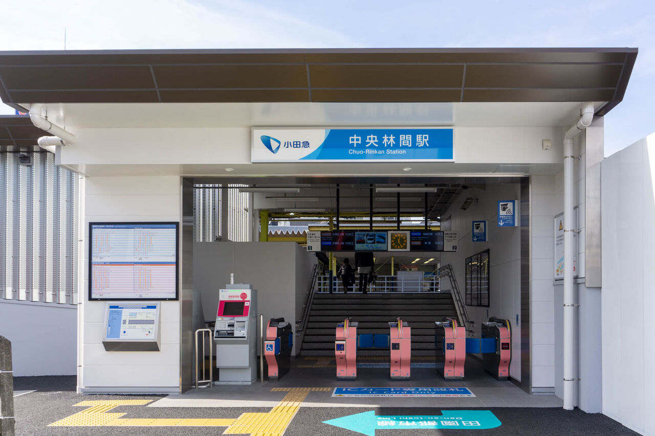 中央林間駅の小田急線東口改札あたりで工事してる 大和とぴっく やまとぴ