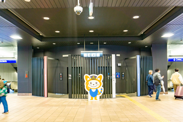 新横浜-2303187