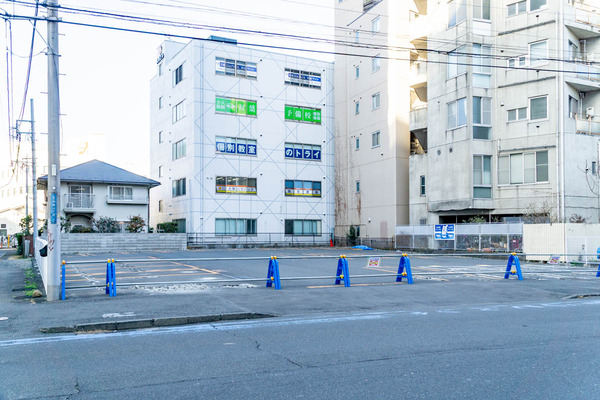 第一ホテル前駐車場-2602198