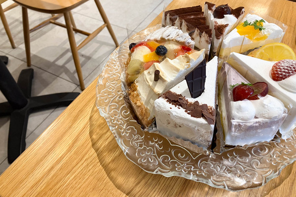 TAKCAFE-26050111