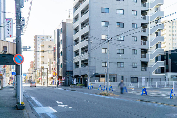 第一ホテル前駐車場-2602192