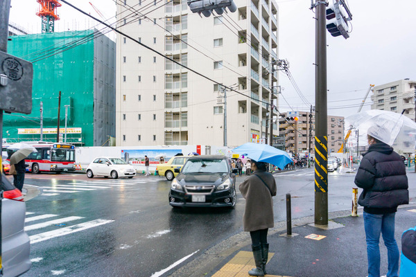 新横浜-23031868