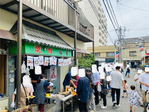 桜ヶ丘駅前朝市の焼き鳥