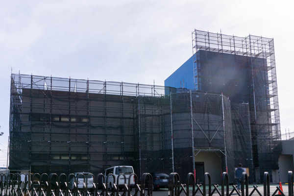 厚木街道ぞい南台にコーナンつくってる。「オリンピック」があったとこ。3月オープン予定