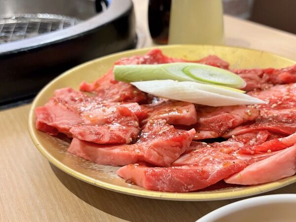 全国に43店舗あって神奈川4店舗中1店舗が大和にある焼肉店はどこ？【やまとクイズ】