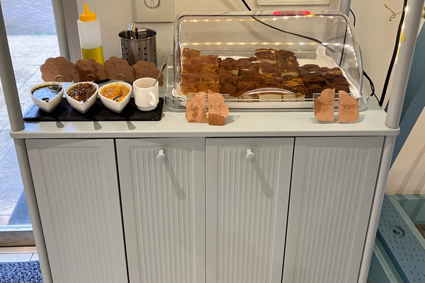 TAKCAFE-2605014