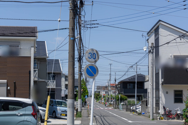 透明な看板-2205241