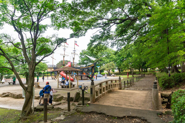 光綾公園