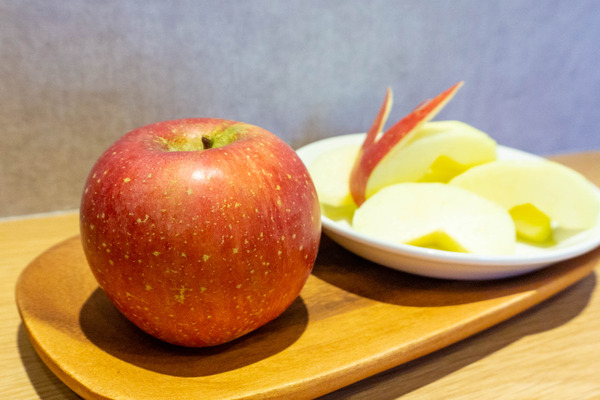 りんご-2211046