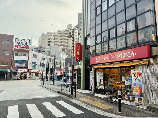 テイクアウト専門店のとんかつ弁当