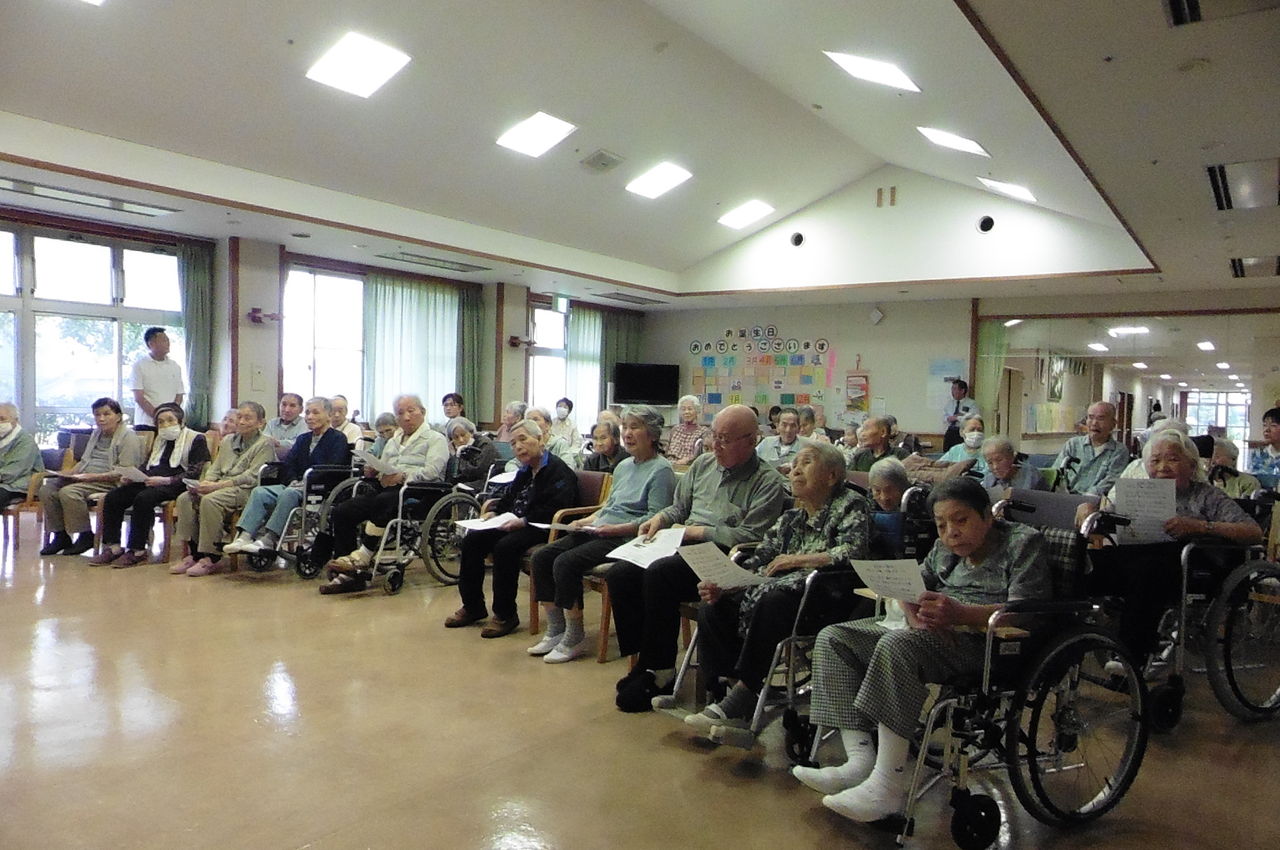 谷村詩織 共鳴ライブ やなぜ苑 スタッフブログ