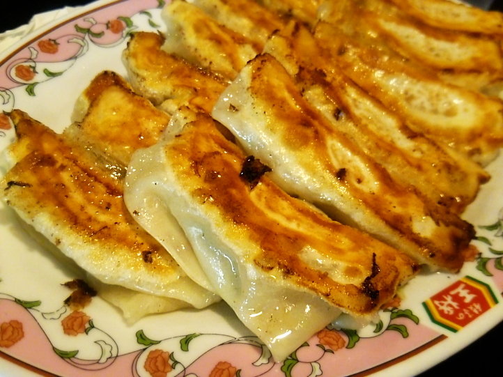 餃子売り切れました～(°Д°) : 屋根さんのつぶやき