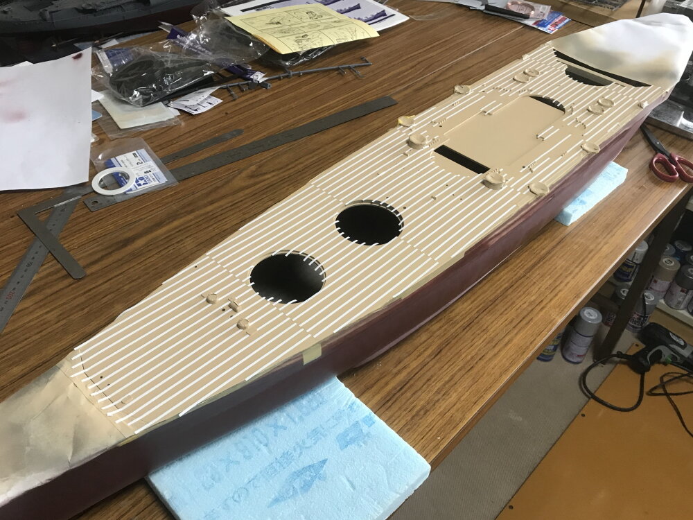 ニチモ1/200戦艦大和作成記】⑨甲板塗装 : 屋根さんのつぶやき