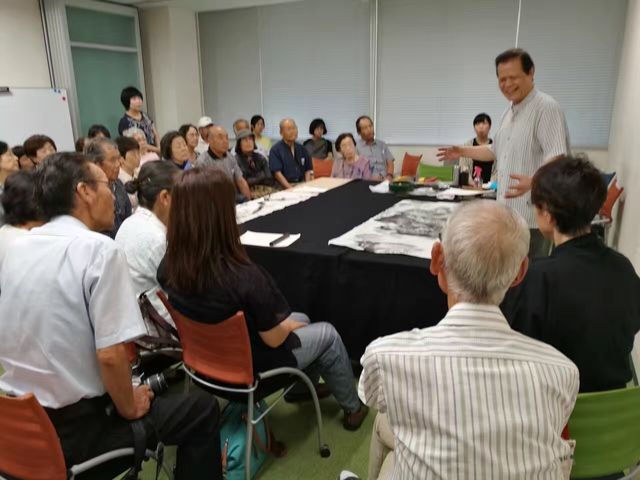17年7月25日群馬大学図書館にて水墨画実演講座 水墨画家楊永琚 日中書画院 ブログ 17年7月25日群馬大学図書館にて水墨画実演講座 水墨画家楊永琚 日中書画院 ブログ