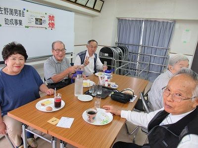 カフェ フレンド