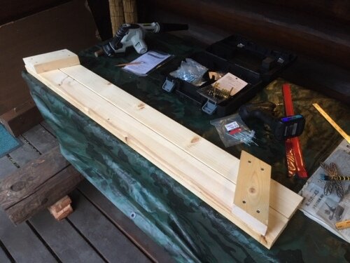 丸太テーブルの長イスをdiy 東吉野でゆるゆると