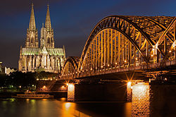 Koln-Night-GavinCato