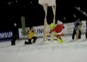 2010y02m24d_000328066