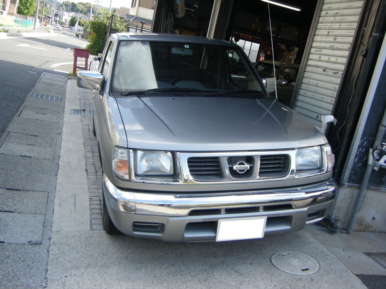 日産NISSANダットサントラックD22キングキャブ 2ドア用オーバー