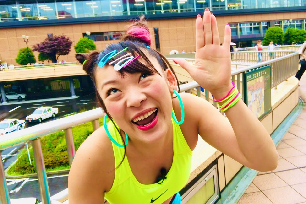 実は英語もペラペラ ヘソ出し短パンでハイテンションの現役youtuberのフワちゃんのブレイクの秘密とは 井田康久のお笑いトレンドウォッチ