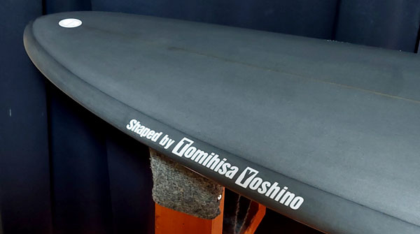 ヨシノシェイプ　1TRACKER ファクトリーからのピックアップボード 1TRACKER : FIRM