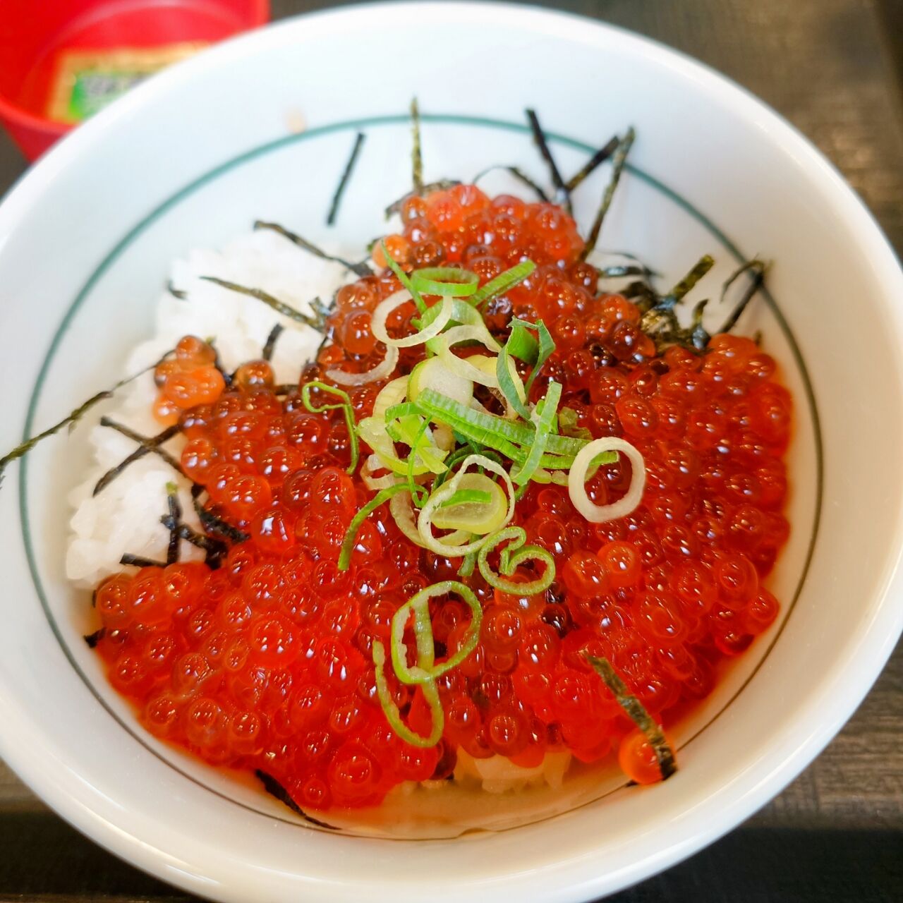話題！「なか卯」の『天然イクラ丼』食べてきた！ : 西野靖浩の日記