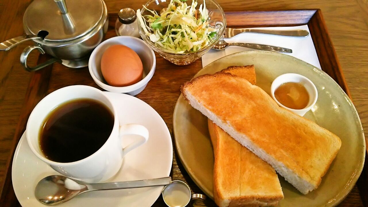 大阪 梅田駅徒歩10分のレトロな路地裏 中崎町 で見つけた 喫茶 アカリマチ でモーニング食べてきた 西野靖浩の日記
