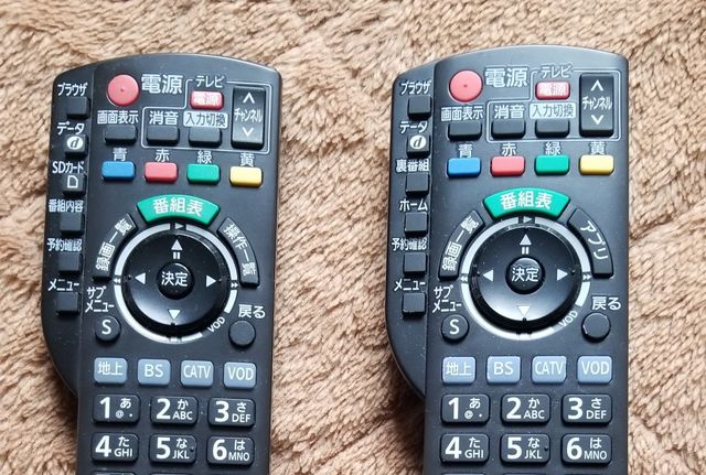 改造 Panasonic Stbリモコンにボタン追加してみる Ivdr日記