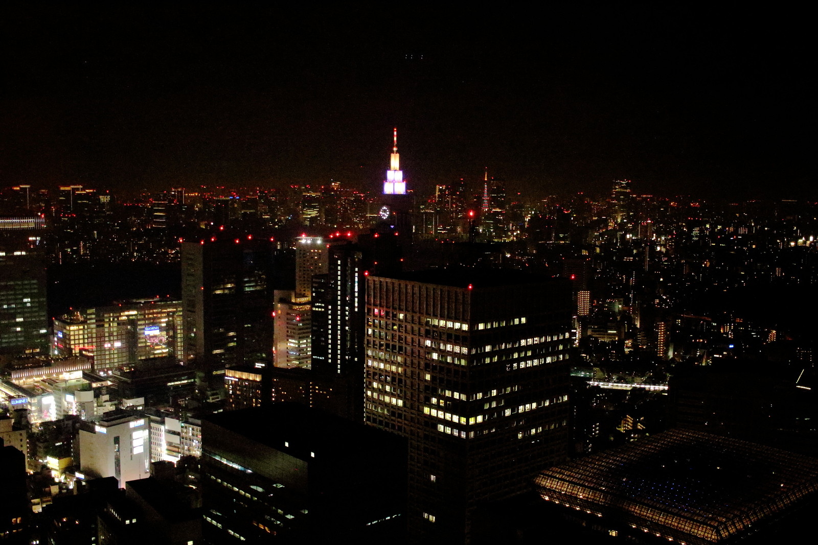 夜景 都庁 子育て卒業主婦の一眼レフ格闘日記 夜景 都庁 子育て卒業主婦の一眼レフ格闘日記