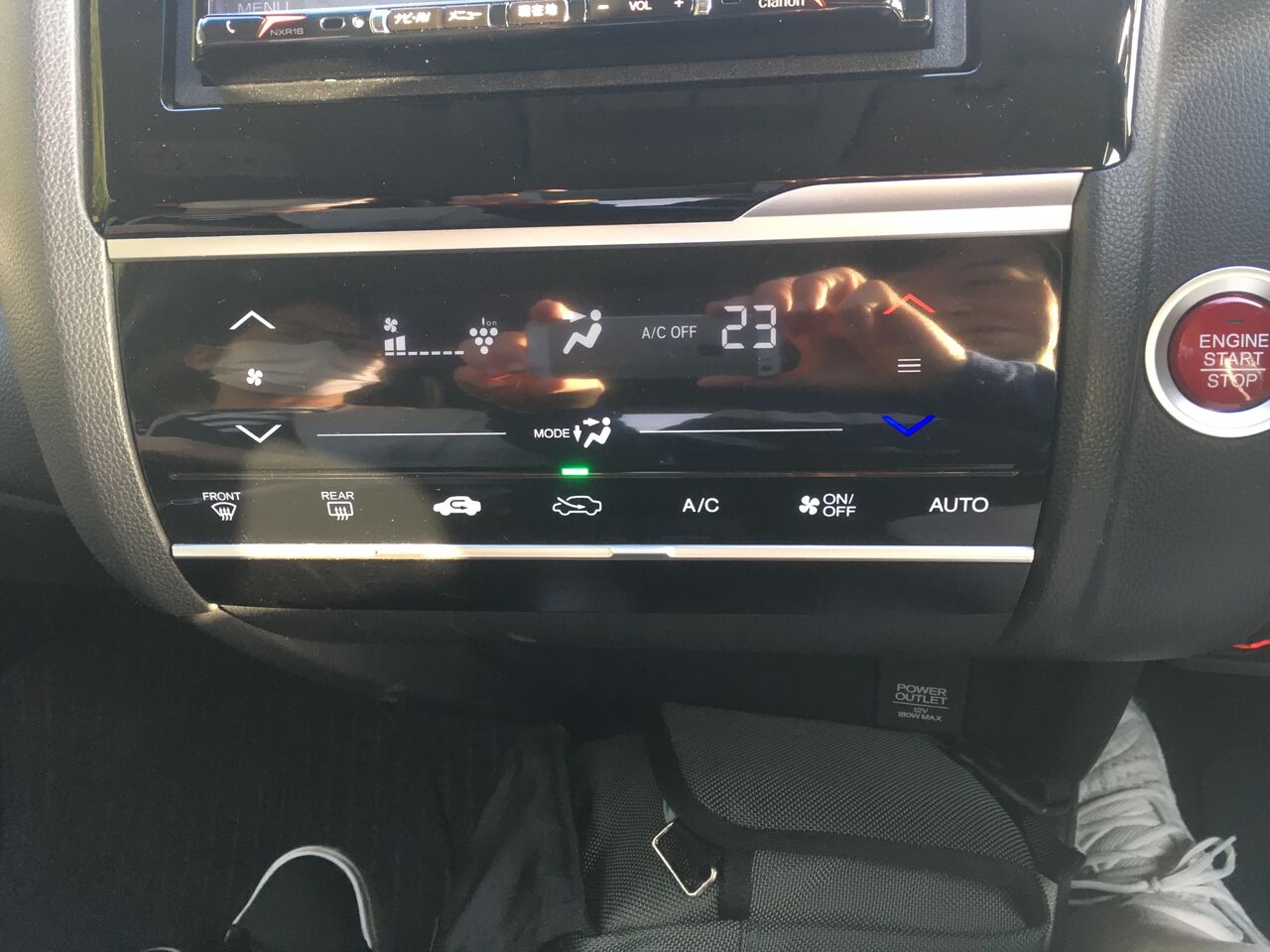 先代 ３代目 ホンダ フィットのインプレ タイヤのついた無印良品 スキーヤーは貸渡車の夢をみるか