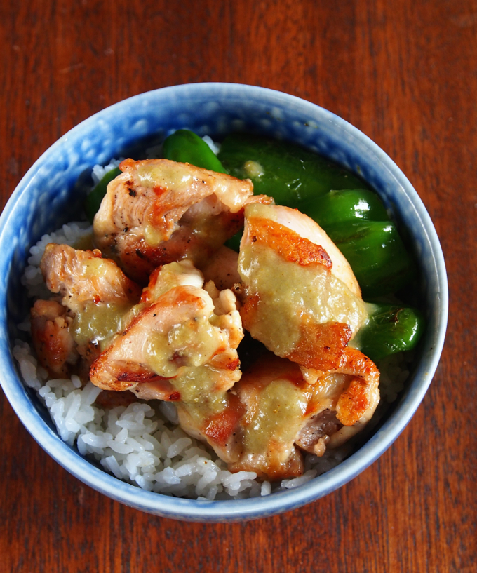もも肉 胡椒 鶏 柚子