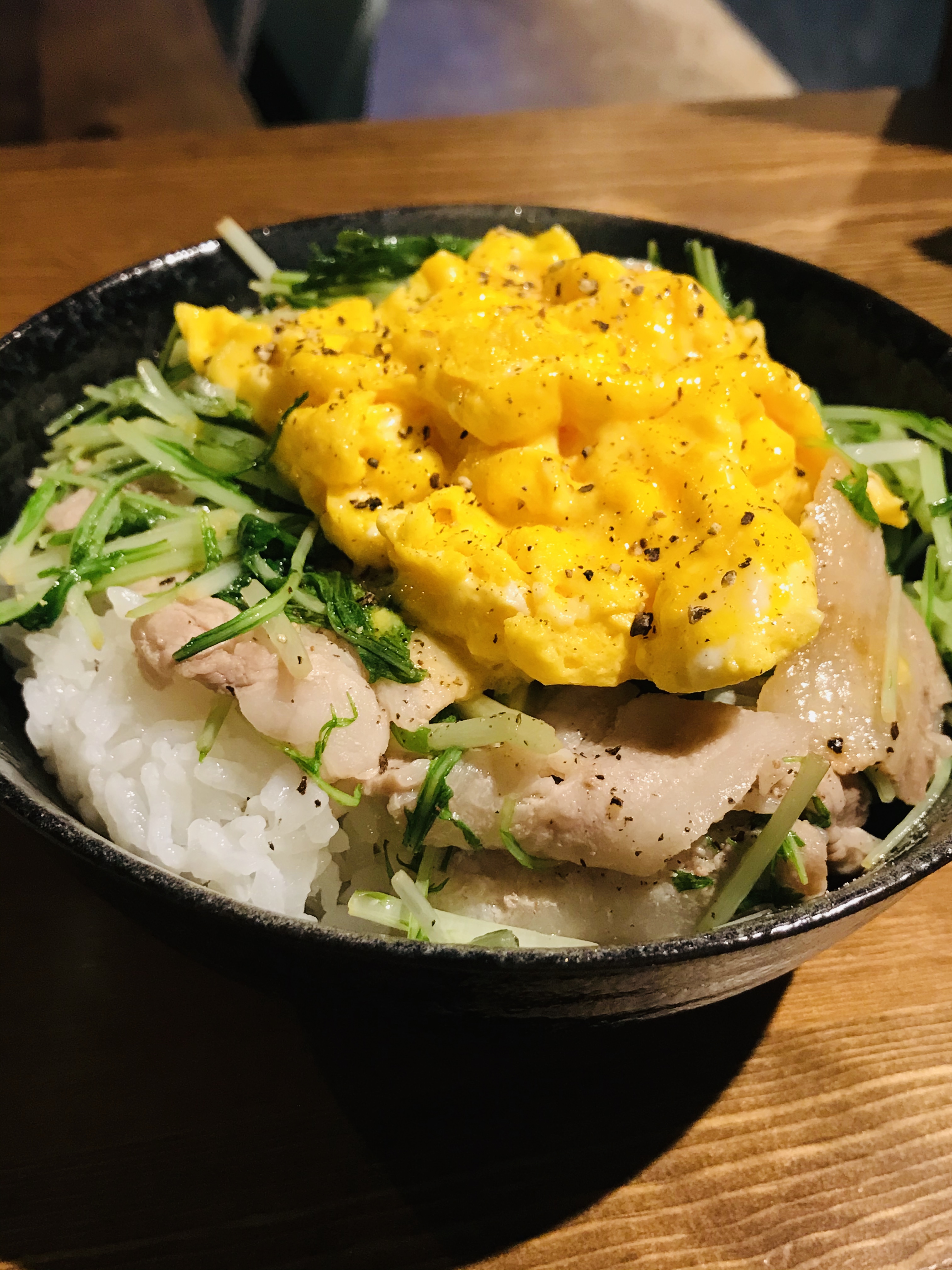 まかないメタルめし 豚ばらたまご丼 高円寺メタルめし ヤスナリオの簡単レシピブログ Powered By ライブドアブログ