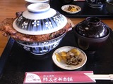 出てきた豚みそ丼