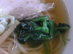 麺屋ようすけ ほうれん草