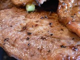 豚みそ丼アップ脂が光る2