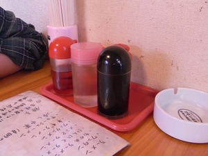 佐野ラーメン叶屋の卓上調味料