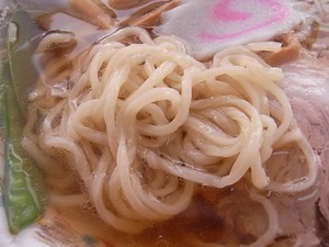佐野ラーメン匠屋の麺アップ