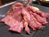 お肉