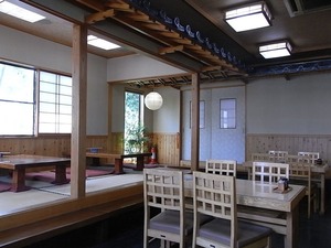 加須うどんよしもとの店内