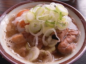 佐野ラーメン岳乃屋のもつ煮