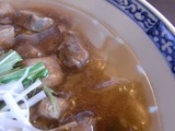 三崎まぐろラーメンのスープ