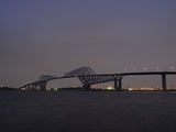 薄暗くなってきた東京ゲートブリッジ