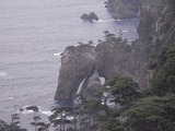 北山崎第一展望台から見る洞穴2