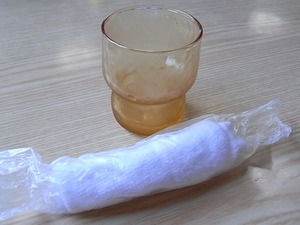 加須うどんよしもとのお冷やとおしぼり