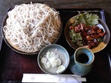鳥もつ煮と大もりそば